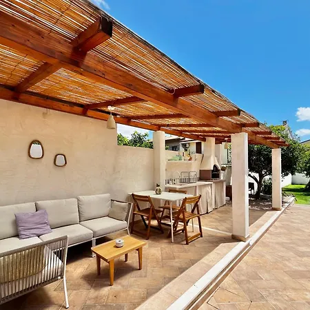 Nyaraló Sardinian House With Spacious Garden And Veranda *