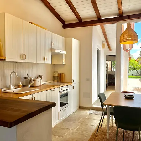 Sardinian House With Spacious Garden And Veranda * Solanas