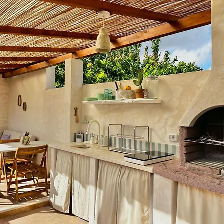 Sardinian House With Spacious Garden And Veranda
