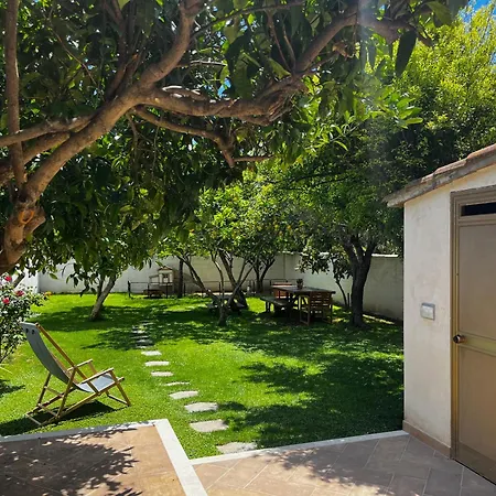 Nyaraló Sardinian House With Spacious Garden And Veranda *