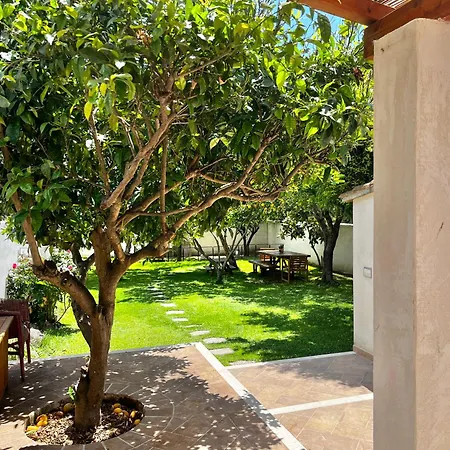 Sardinian House With Spacious Garden And Veranda Solanas
