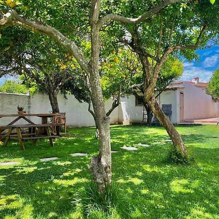Nyaraló Sardinian House With Spacious Garden And Veranda