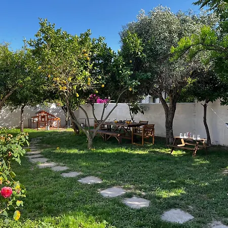Sardinian House With Spacious Garden And Veranda Prázdninový dům *